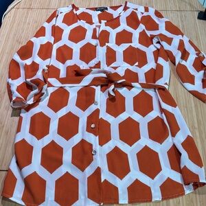 Longhorn Orange and White Geometric Tunic